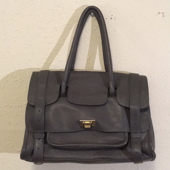 Forever 21 Handbags - Stylish purse 👜 Forever 21 Handbags - Stylish purse 👜
